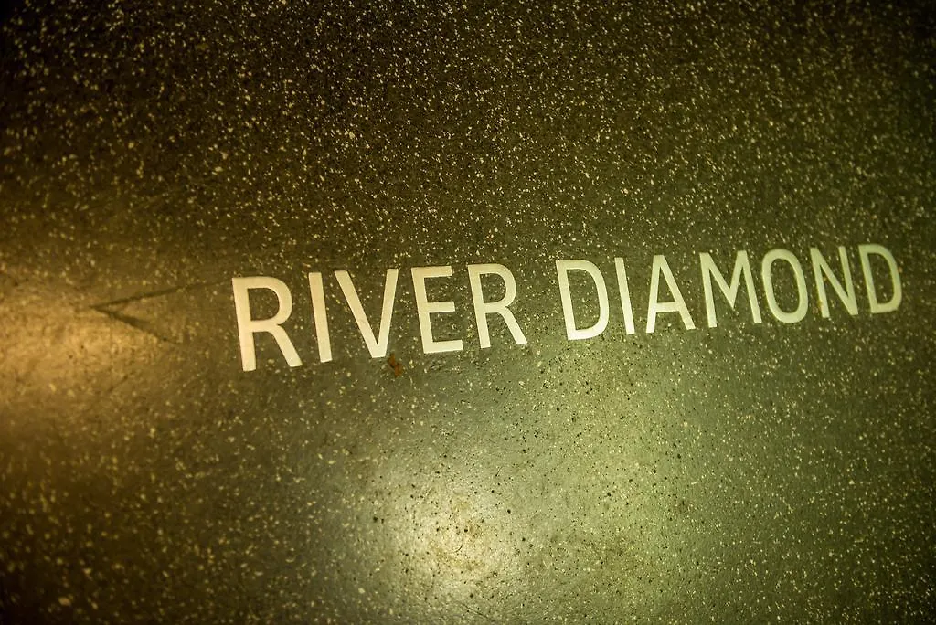 River Diamond Luxury Apartments Prag Tjekkiet