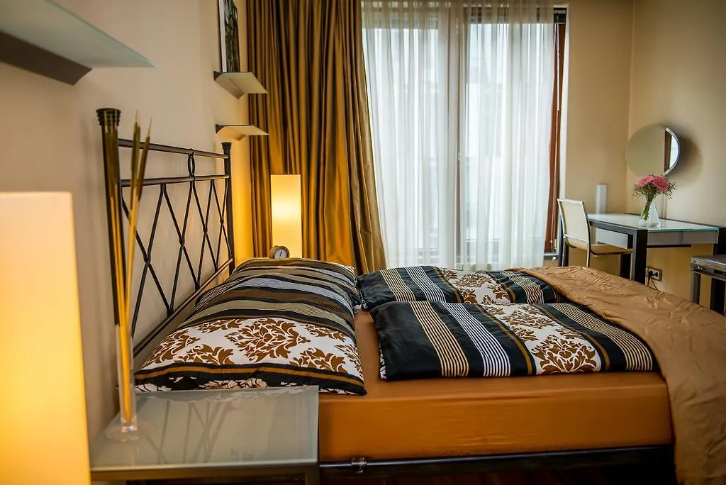 River Diamond Luxury Apartments Prag