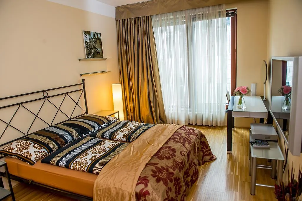 River Diamond Luxury Apartments Prag