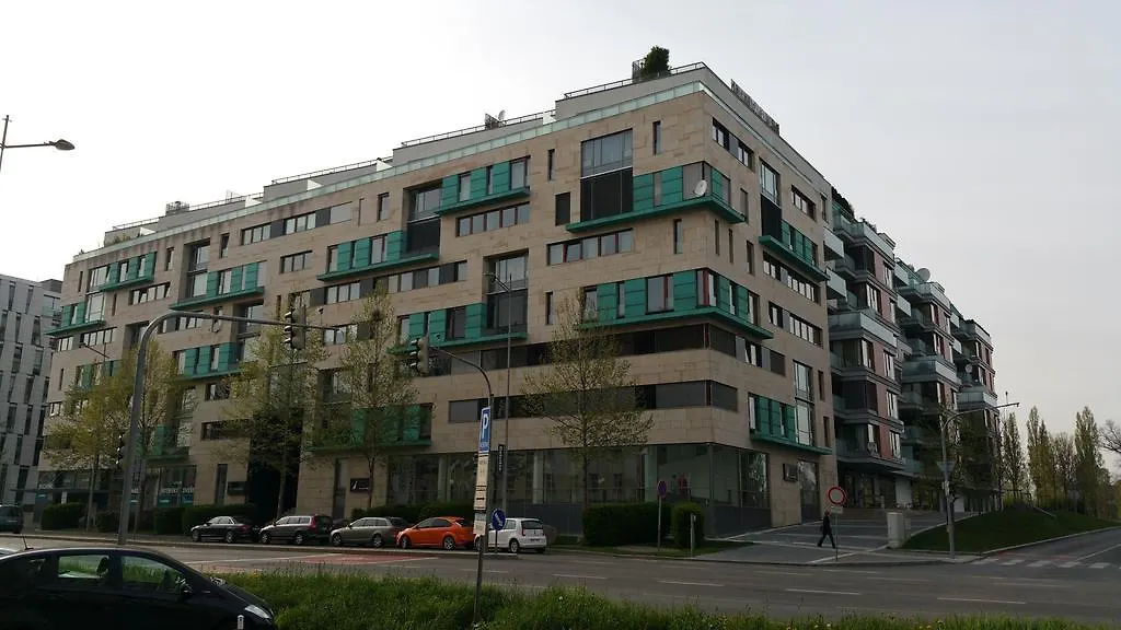 River Diamond Luxury Apartments Prague